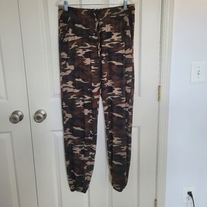 Womens Camouflage Pants